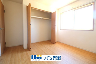 【洋室】 | 西平原1丁目（オール電化・2階建）土地面積：約100坪