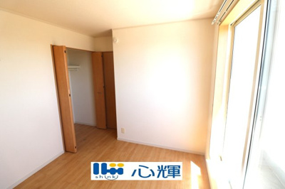 【洋室】 | 西平原1丁目（オール電化・2階建）土地面積：約100坪