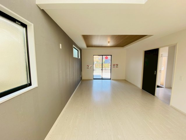 ケイアイエルデ／東区尾ノ上１期／２号棟の居間・リビング