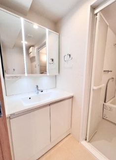 【独立洗面台】 | ライオンズプラザ稲毛海岸