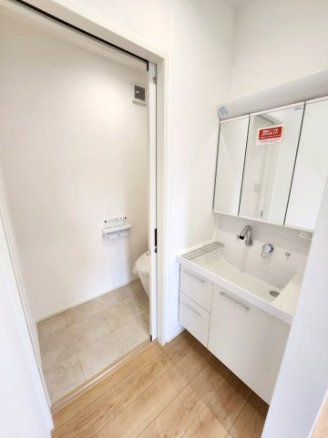 【独立洗面台】の画像