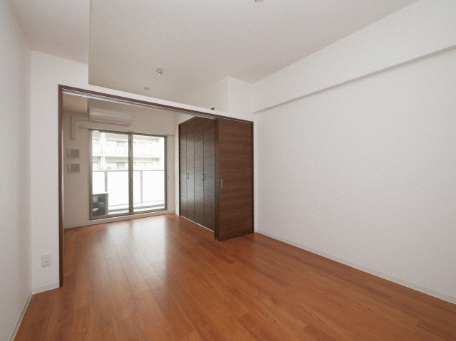 ファステート大阪マジョリティの居間・リビング