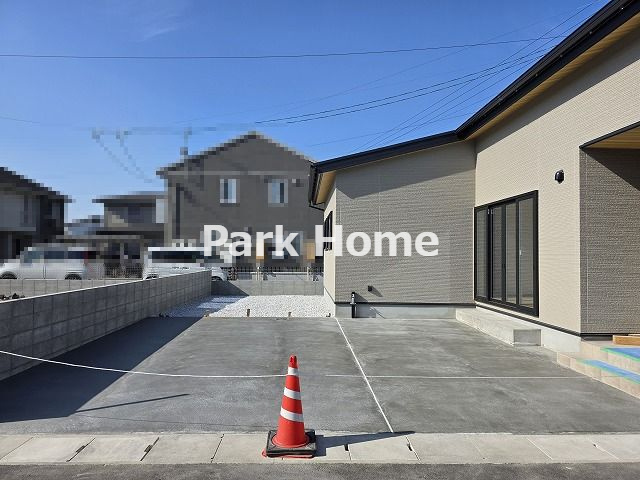 香美市土佐山田町-C号地-新築戸建ての駐車場