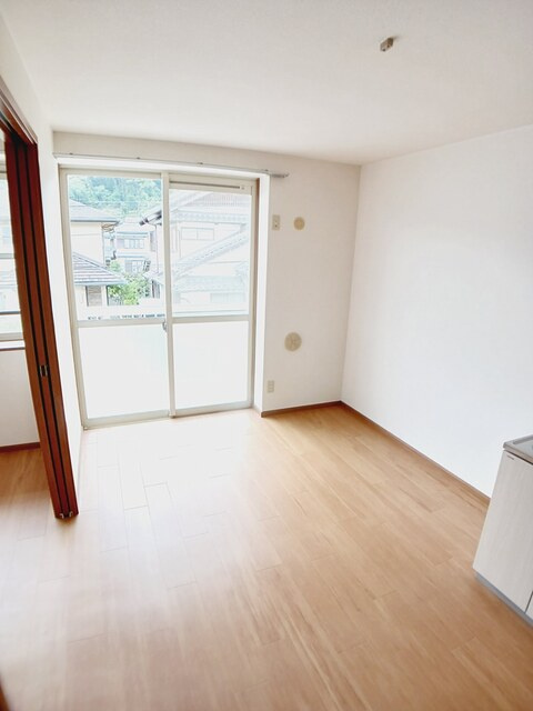 エルディム枝川Ⅱの居間・リビング|居室・リビング