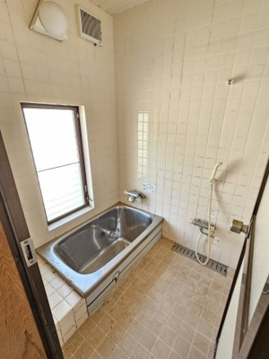 【浴室】 | 鳥取市東町３丁目中古戸建て