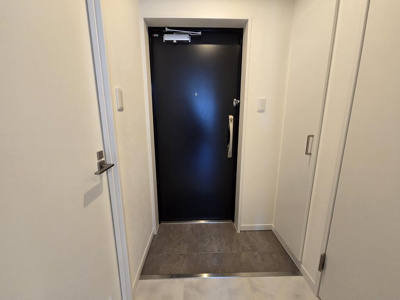 【玄関】 | エスグランデ中崎町 | シンプルで使いやすい玄関です