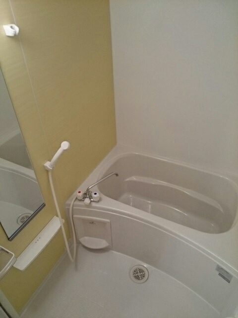 プリティーハウスの浴室|バス