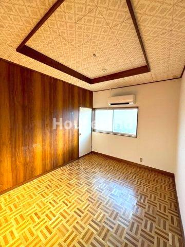 新田広芝戸建の洋室