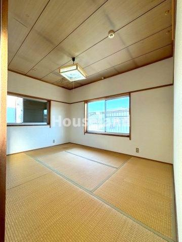 新田広芝戸建の和室