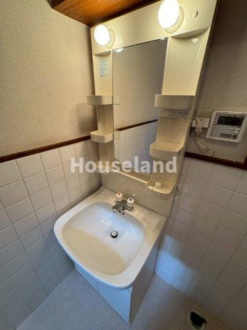 新田広芝戸建の洗面所