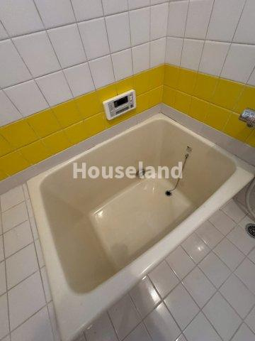 新田広芝戸建の浴室