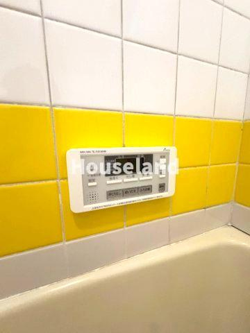 新田広芝戸建の浴室