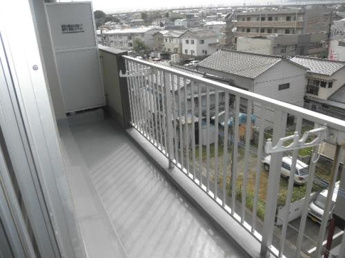 【バルコニー】