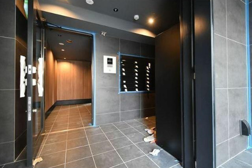 コンポジット野方のエントランス