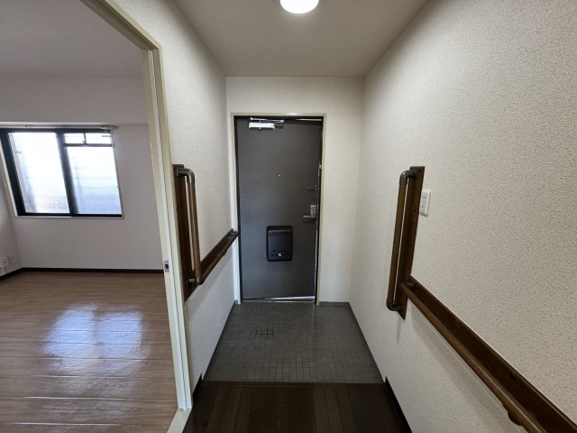 シュシュの玄関