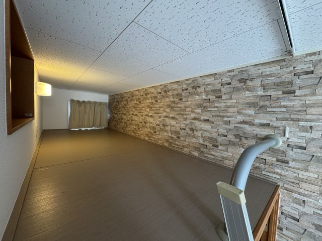 スクエア豊中の洋室