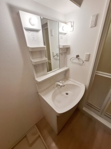 アッシュコート夙川公園の洗面所