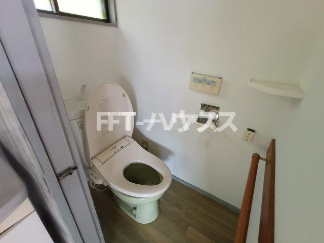 船橋市七林町貸家のトイレ