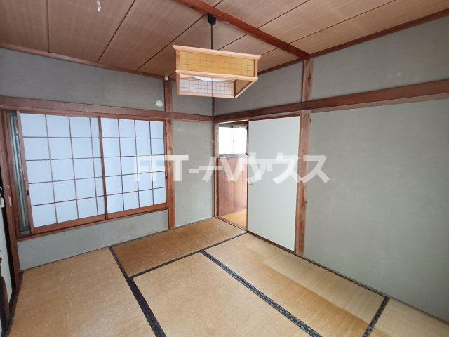 船橋市七林町貸家の寝室