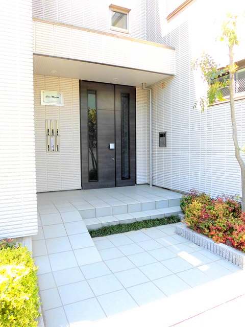 ＣＲＥＡ　ＭＡＩＳＯＮのエントランス|★キレイなエントランス★