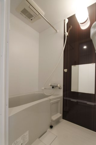 ハーモニーテラス松香台の浴室