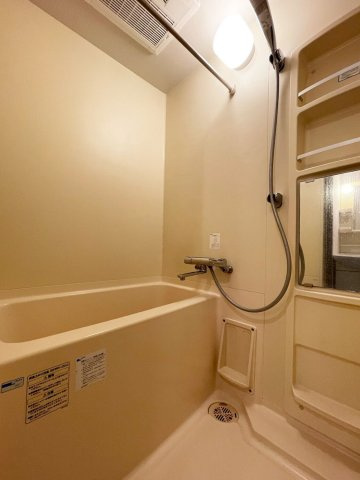 サーディンIの浴室