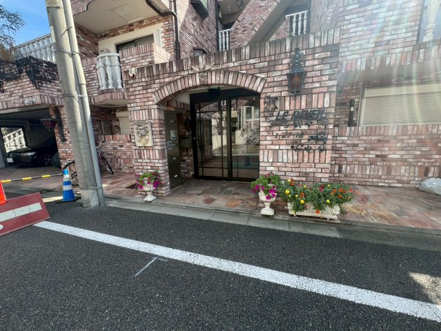 ラ・リヴェールの駐車場
