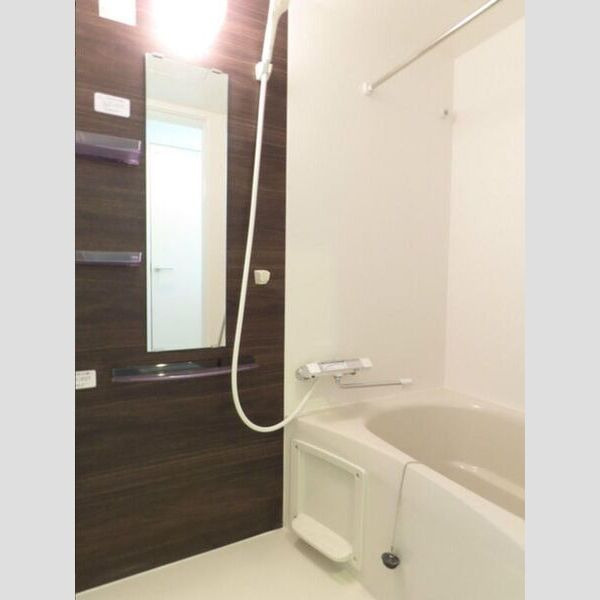 リブリ・JUNKAの浴室