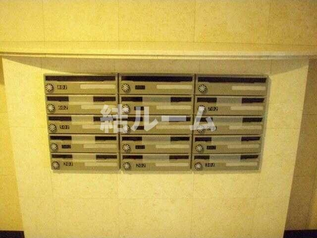 豊島区南大塚２丁目の賃貸マンションのロビー