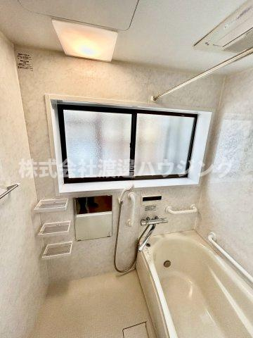 庄内栄町2丁目一戸建のその他|浴室にも窓あり