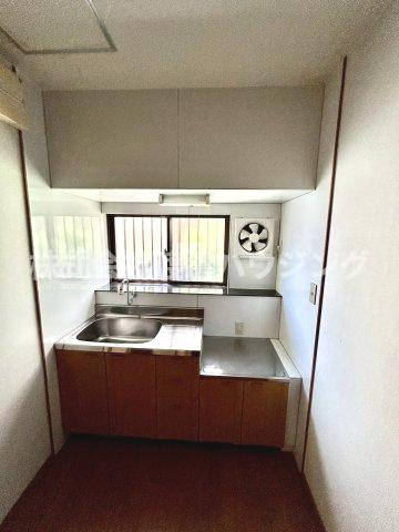 庄内栄町2丁目一戸建のキッチン