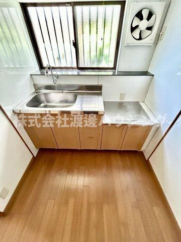 庄内栄町2丁目一戸建のキッチン