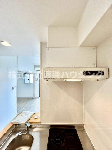 ウィスタリア三国のキッチン