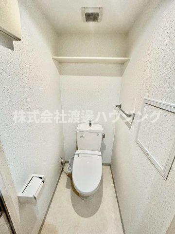 ウィスタリア三国のトイレ