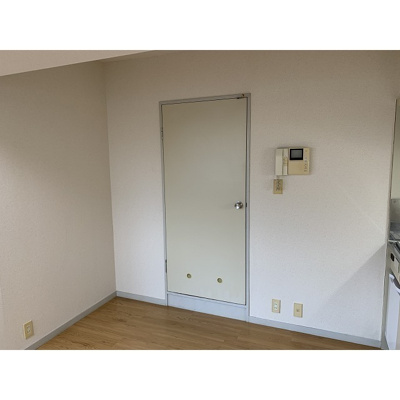 【居間・リビング】 | 共立リライアンス上野町Ⅰ