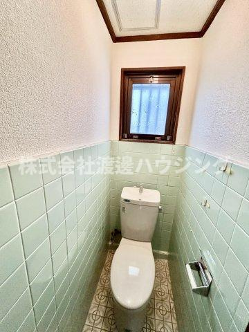 柱本６丁目テラスハウスのその他|トイレにも窓ございます
