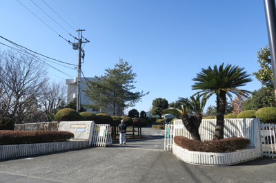 多摩市立聖ヶ丘小学校まで750ｍｍ
