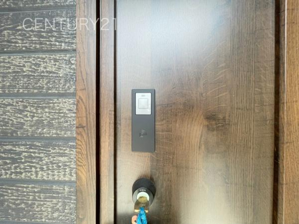 前橋市天川大島町B号棟の玄関|スマートキー付き玄関ドア