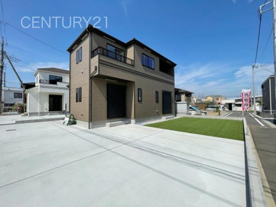 【前面道路含む現地写真】 | 前橋市天川大島町B号棟 | 並列駐車可能な駐車場スペースです。