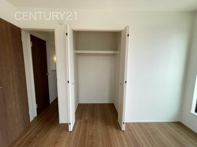 【収納】 | 前橋市天川大島町A号棟 | ハンガーパイプ付きクローゼットです。