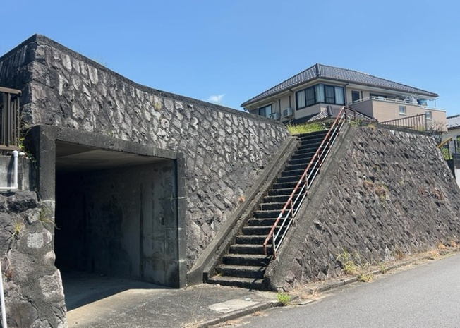 【外観】 | 販売されている全ての土地が、宅地用の土地であるとは限りません。都市計画法に基づき、基本的に住宅を建てることができるのは土地計画区であることに加え、市街化区域として定められている地域のみとなっています。