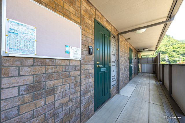 エバーグリーンハイツのエントランス