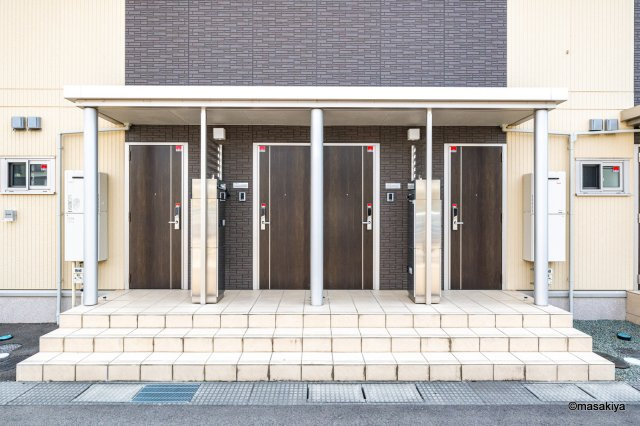 クロシェット栄のエントランス