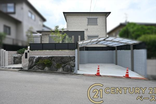 北葛城郡上牧町松里園１丁目　一戸建