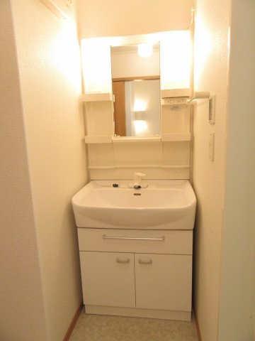 ロマネスク　Ａの洗面所