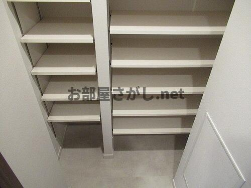 プラウドタワー平井【おとり物件なし】#学生・社会人にオススメ！初期費用分割払いOK！の玄関|シューズインクローク　※新築未入居