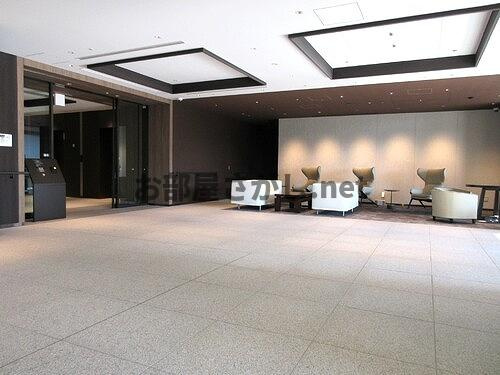 プラウドタワー平井【おとり物件なし】#学生・社会人にオススメ！初期費用分割払いOK！のその他|エントランスロビー　※2024年12月撮影