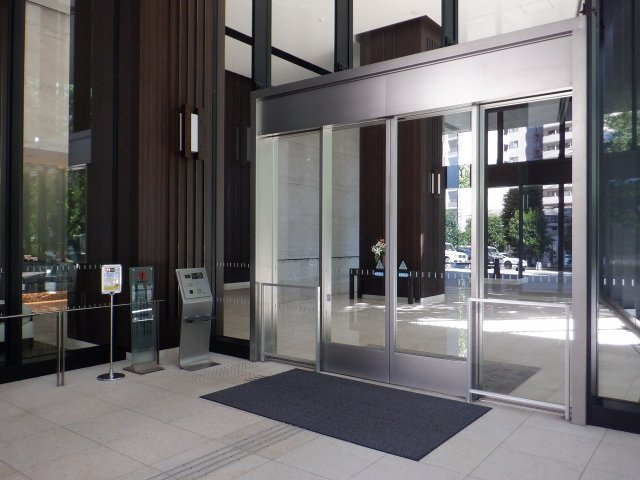 シティタワー麻布十番のエントランス