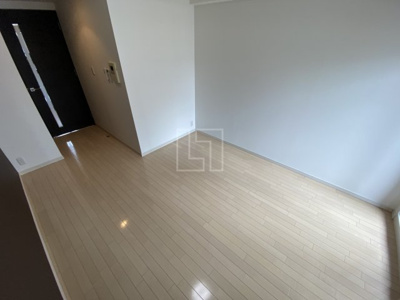 【居間・リビング】 | アーデンタワー西本町 | アーデンタワー西本町　洋室