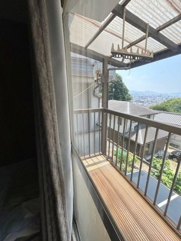 【バルコニー】